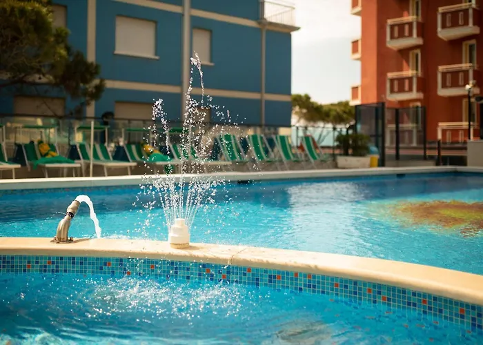 Kennedy Hotel 3*