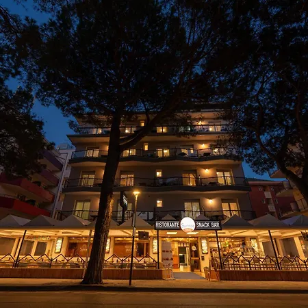 Hotel Kennedy 3*