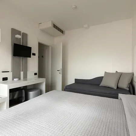 Kennedy Hotel