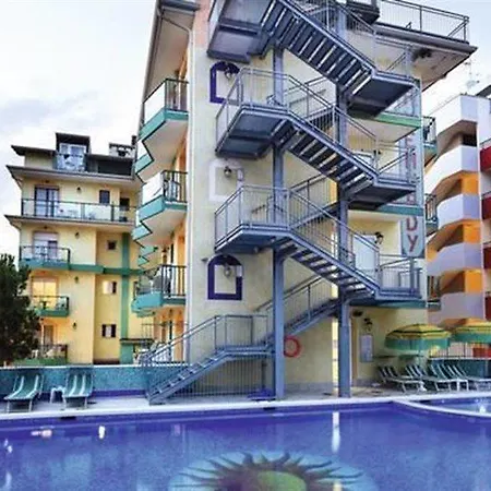 Отель Kennedy Лидо-ди-Езоло